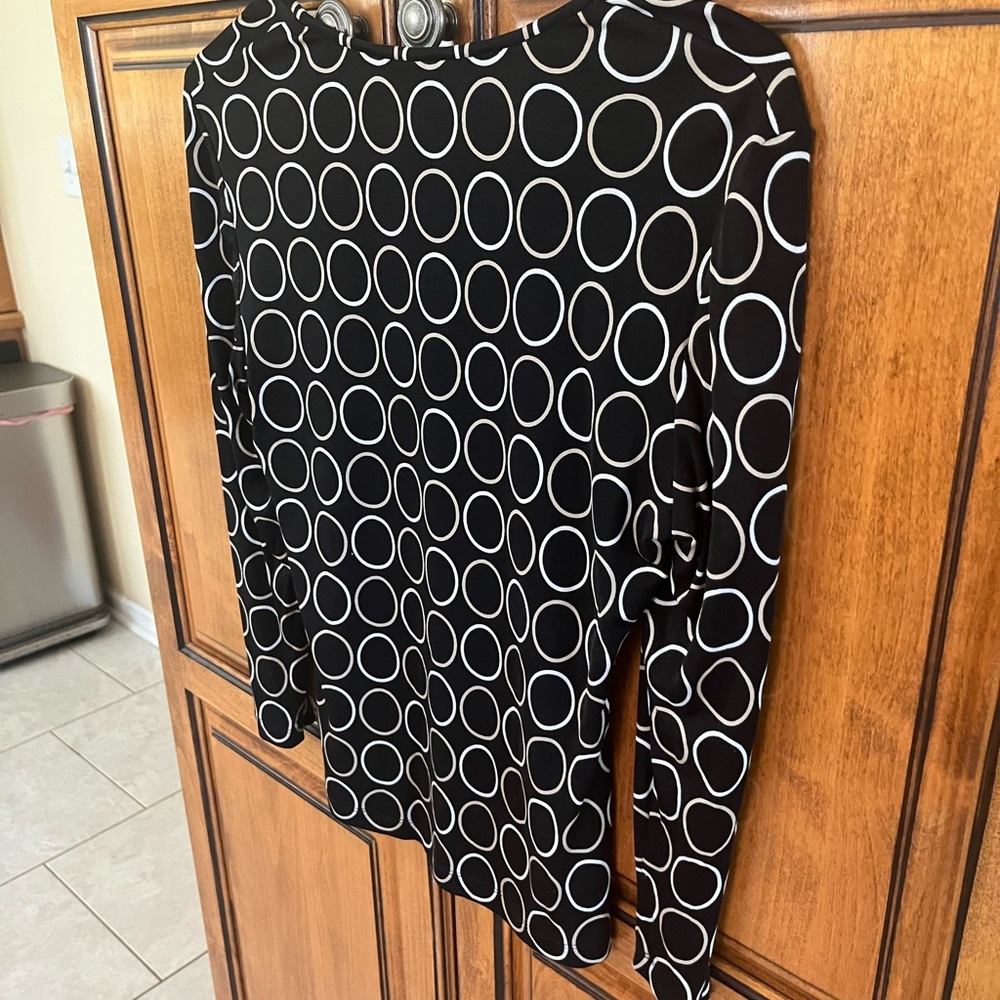 Black and White Circle Pattern Skirt